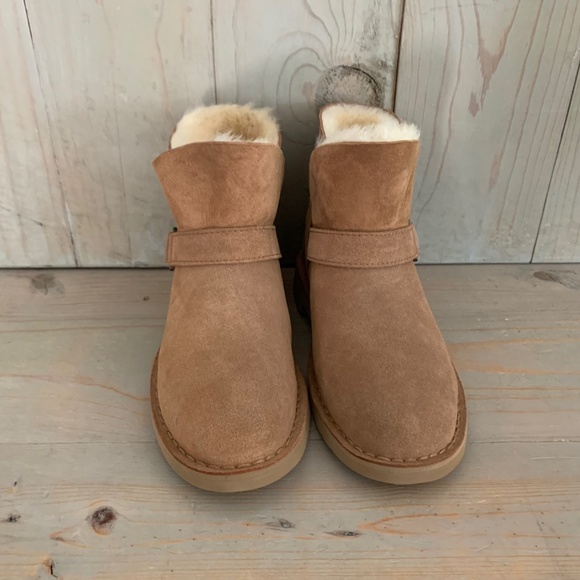 ugg aubrielle mini boots - Picture 2 of 7